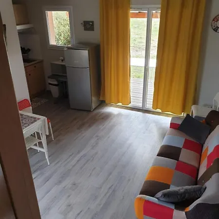 Cevennes Maisonnette Dans De Sauve