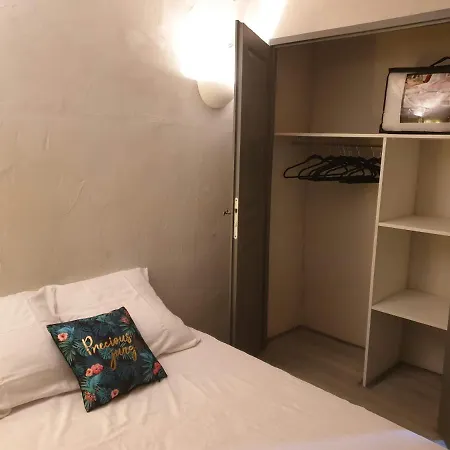 Cevennes Maisonnette Dans De Tatil parkı