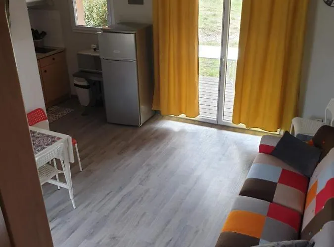 Cévennes Maisonnette Dans Résidence De Sauve