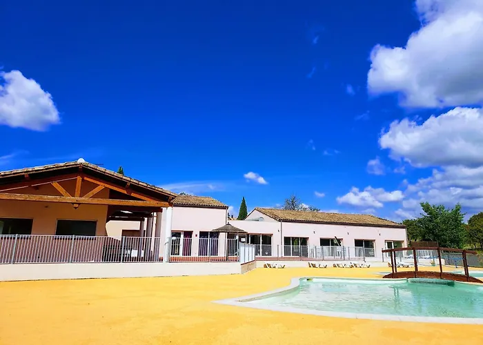 Cévennes Maisonnette Dans Résidence De *